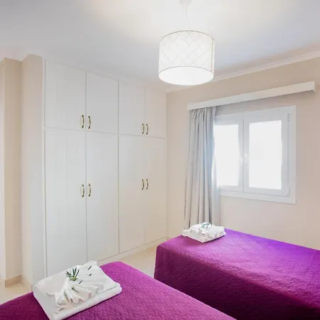 Theview Villa Katávolos